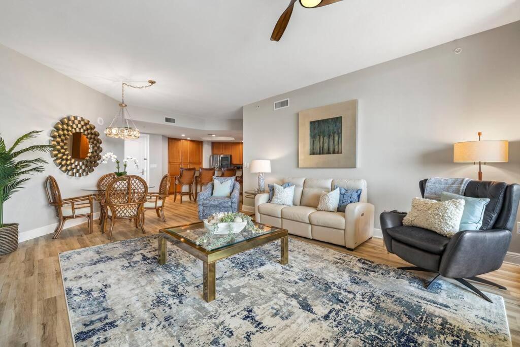 Luxury At Cape Harbour Marina, Water Views! *